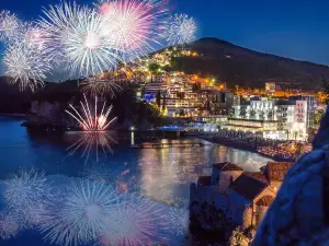 Attrazioni del Giro Notturno a Montenegro: le opzioni più popolari