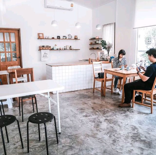 เตี๋ยวตั้งโต๊ะ cafe เพชรบูรณ์