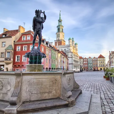 Vé máy bay giá rẻ của Lot Polish Airlines đi Poznan