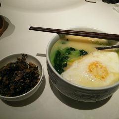 THE HUT ảnh của người dùng