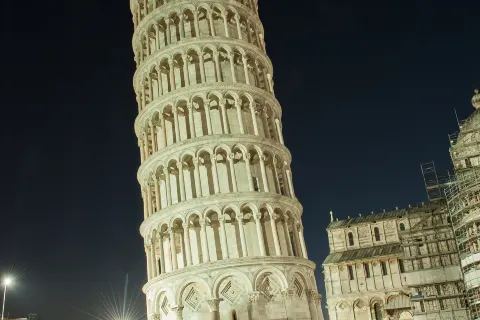 Schiefer Turm Von Pisa