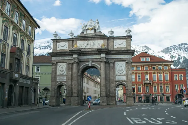 สถานี Innsbruck Central Station โรงแรมใกล้เคียง