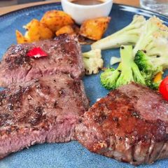 GORDON RAMSAY STEAK User Photo