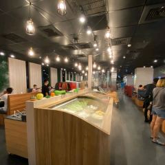 小蒙牛頂級麻辣養生鍋(家樂福嘉義店) 여행 사진