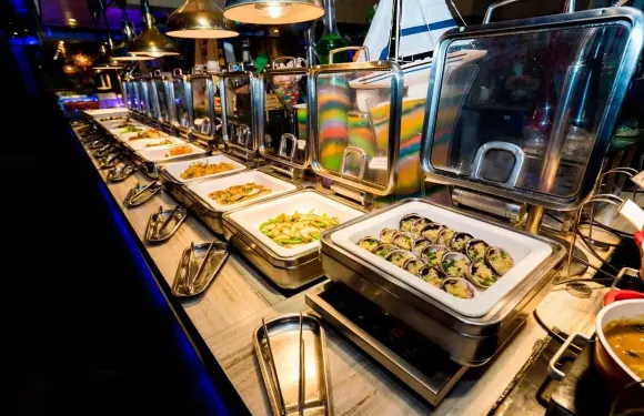 石獅榮譽國際酒店·雲海旋轉餐廳