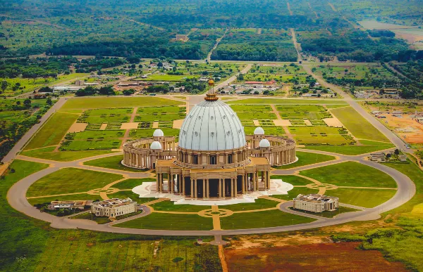 Flug nach Abidjan