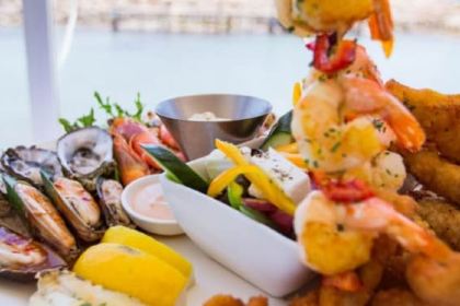 Sammys on the Marina