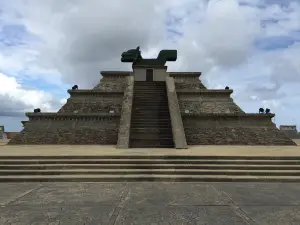 Pirámide Del Malecón de Coatzacoalcos