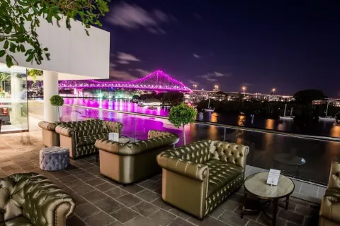 BLACKBIRD BAR, DINING & EVENTS