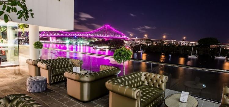 BLACKBIRD BAR, DINING & EVENTS