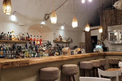 Stoa Bar Santorini Fira