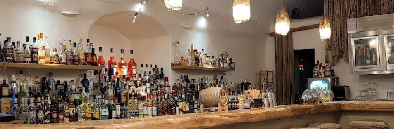 Stoa Bar Santorini Fira