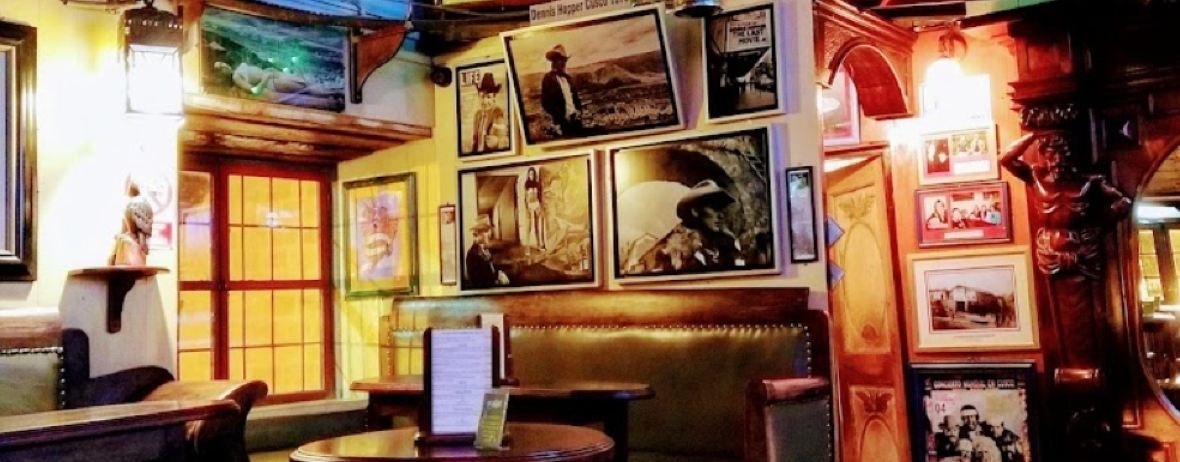 Paddy's Irish Pub