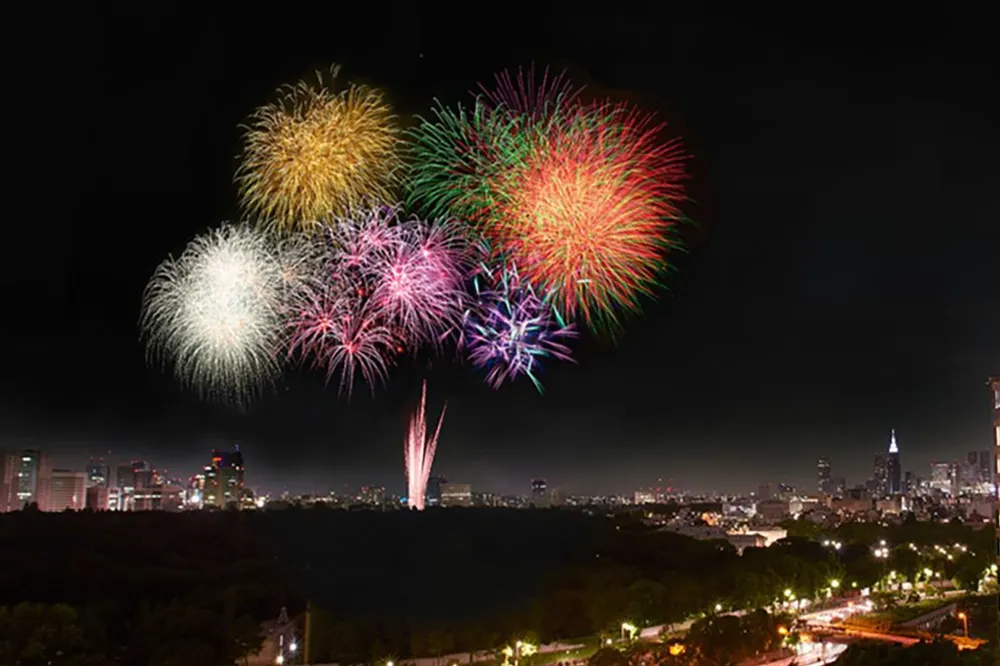Jingu Gaien Fireworks Festival