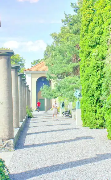 Hotels near Millesgården Museum