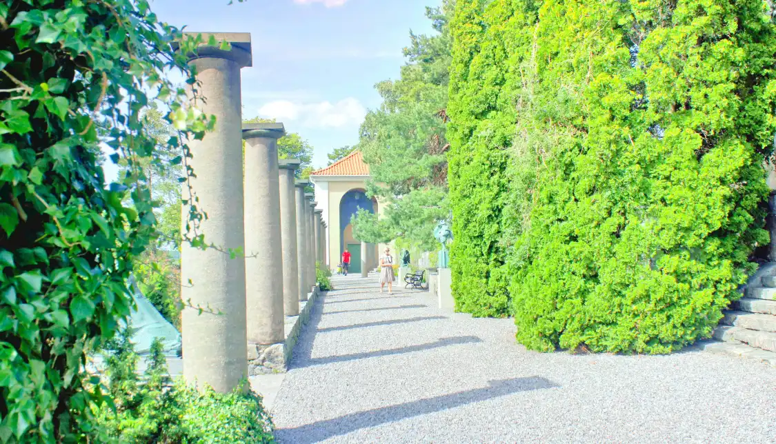 Hotels near Millesgården Museum