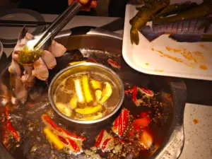 Sanzhier Fish Hotpot Hanzhong Dian