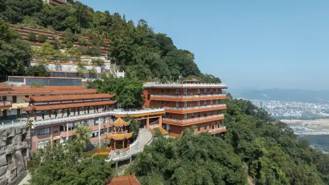 鄰近石竹山景區的酒店