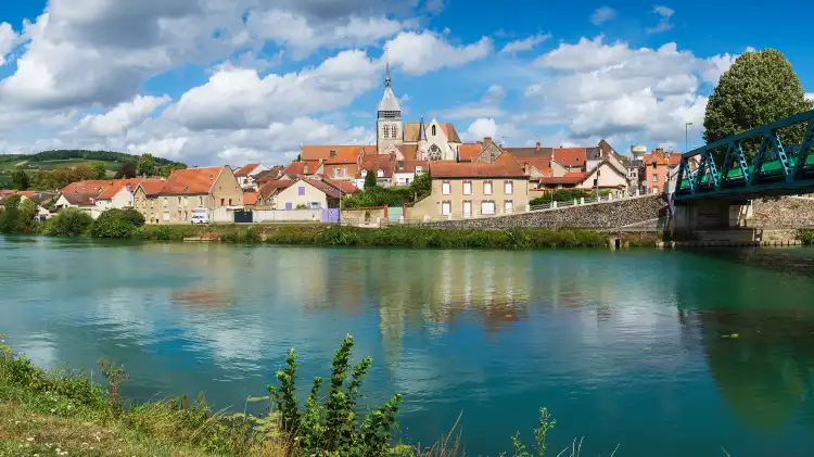 Hôtels à proximité de : Tour du Roy