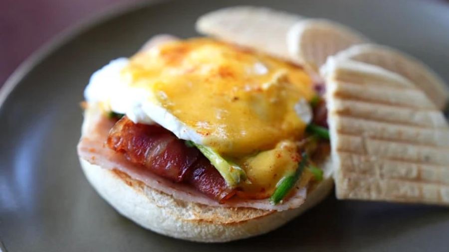 BROWN Coffee and Bakery