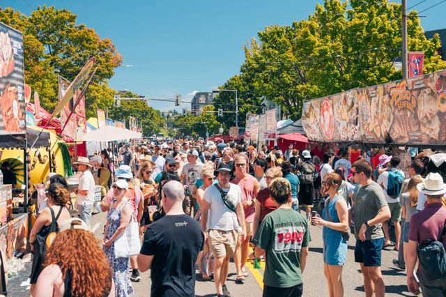Ballard SeafoodFest | Seattle