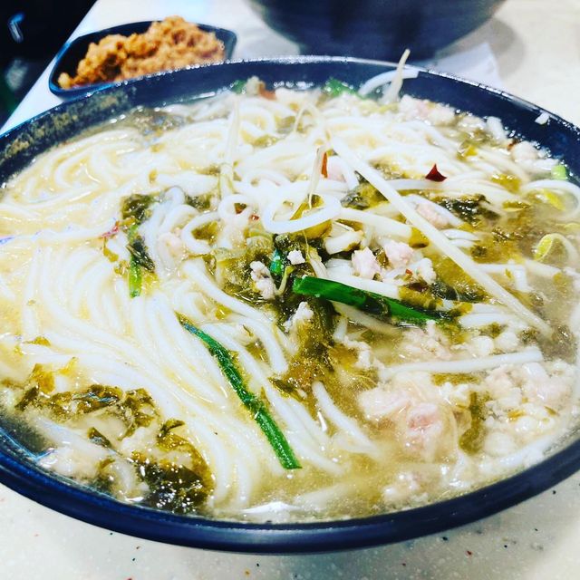 雲南味味小食，抵食又好味米線