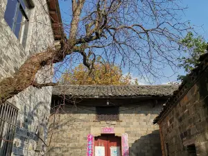 Аньи: популярные Осенние достопримечательности