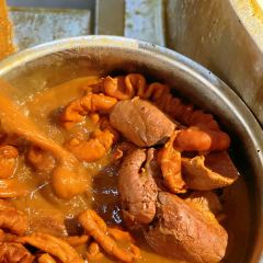 MENKUANGHUTONGBAINIANLUZHU User Photo