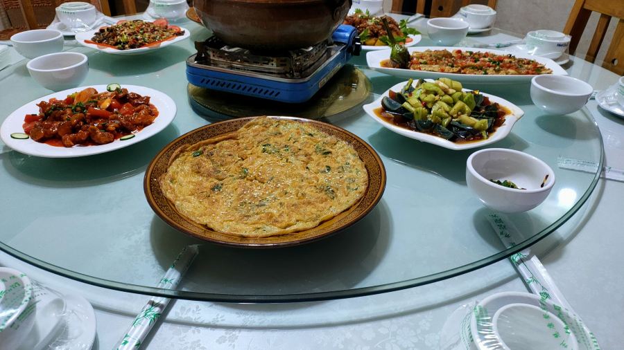 健硕酒店铜锅鱼庄