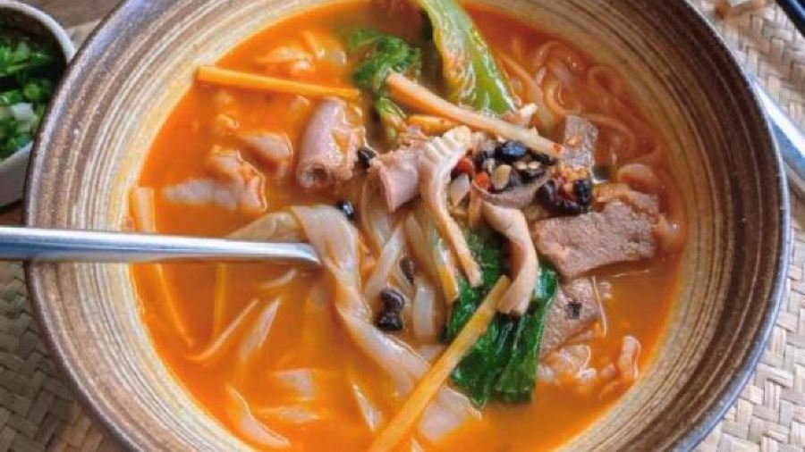 LUX* Chongzuo · CURRENT