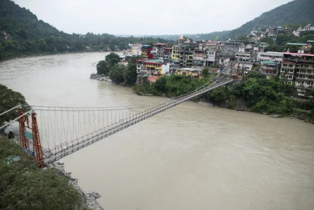 Vé máy bay Pantnagar Vishakhapatnam