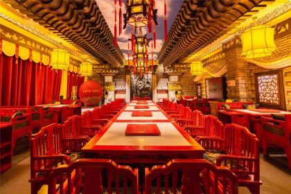 小龙翻大江·火锅美学(外滩店)