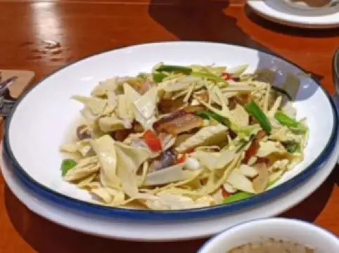 老厨坊土猪汤(雩阳美食公园店)