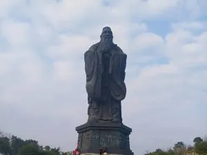 Guyu Lake Confucius Cultural Park