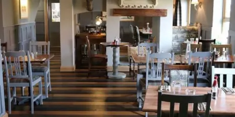 The Queens at Horton