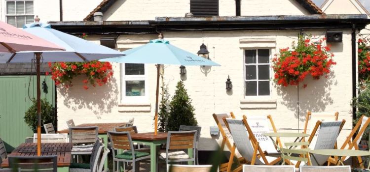 The Queens Head - Weybridge