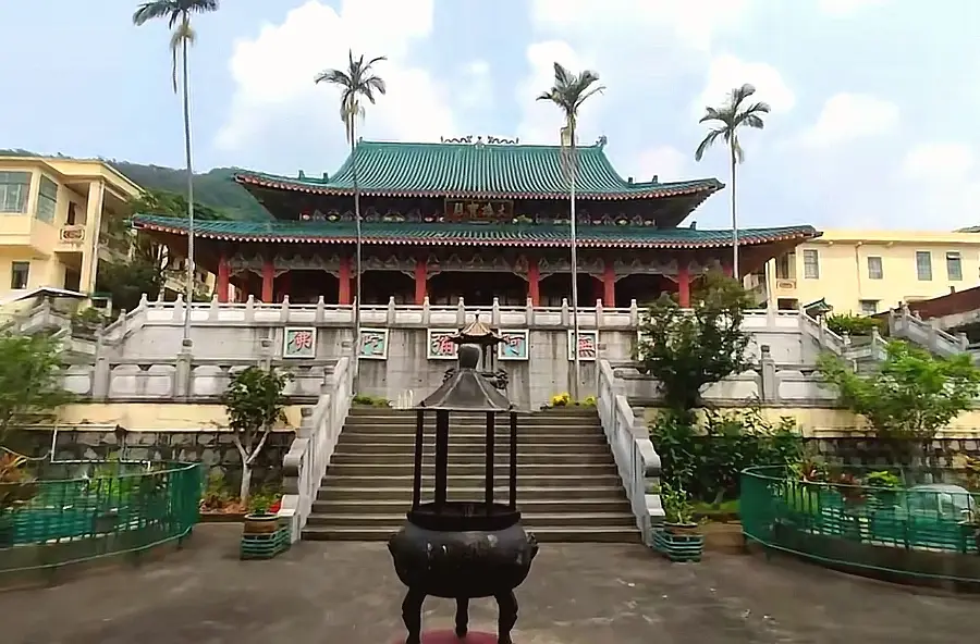 Chuk Lam Sim Monastery