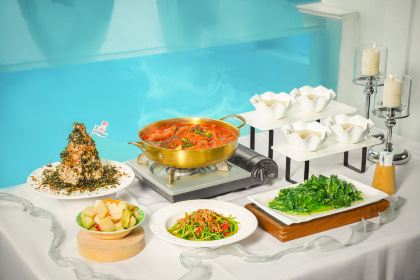 MONET GARDEN POOL RESTAURANT