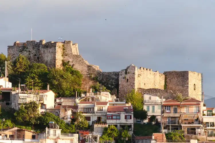 Hotels near Patras Castle
