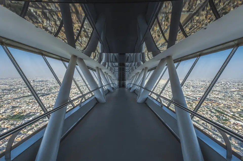 3_Kingdom Centre