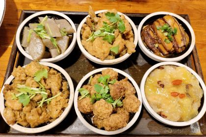 家风老馆子(德隆街店)