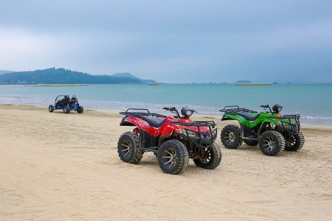 솽웨완 2인 모래 오토바이 체험존 주변 호텔