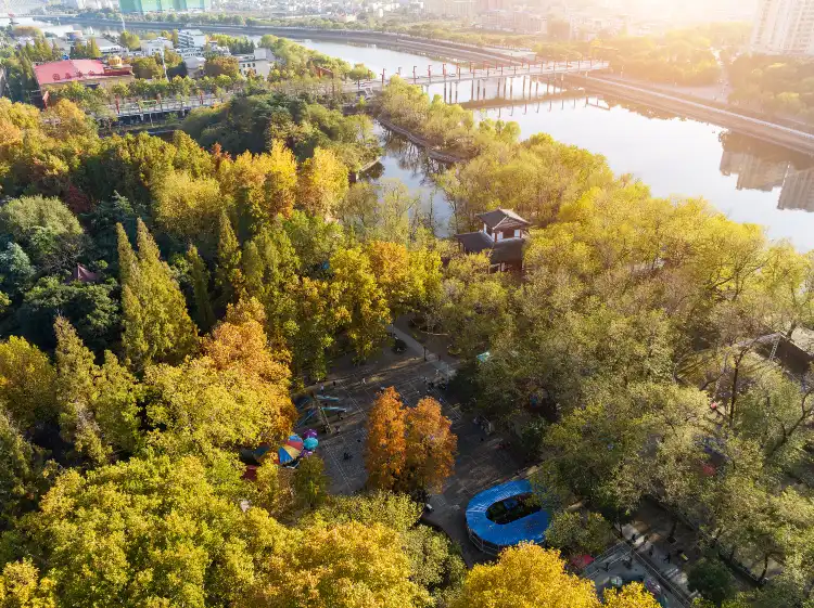 Hi Villa Hotels in Xinyang