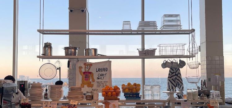 Cafe Layered Jeju Branch