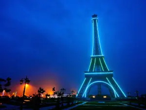 Eiffel Tower Bahria Town Lahore
