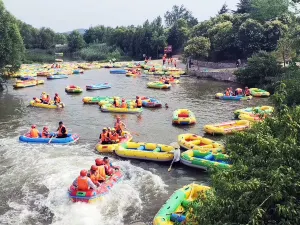 Dugong Mountain Rafting