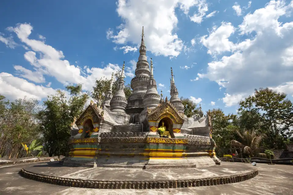 2_Manfeilong Pagoda