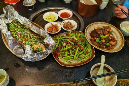 汪家馆中式菜馆(江山红叶店)