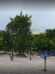 Yên Hòa Park