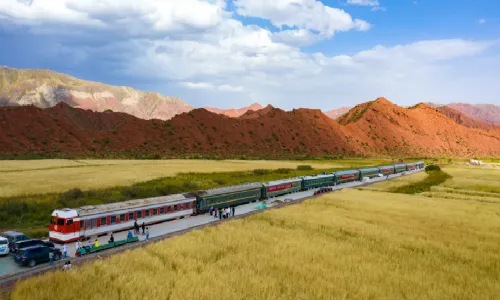 Xinjiang Tianshan Tomur Scenic Area ·Ta Cun